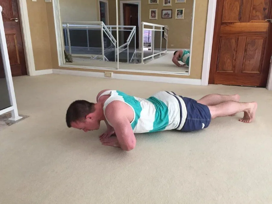 Triangle Push-Up 2 of 2-min
